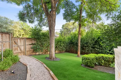 1002 Meriden Lane, Austin, TX 78703 - Photo 16