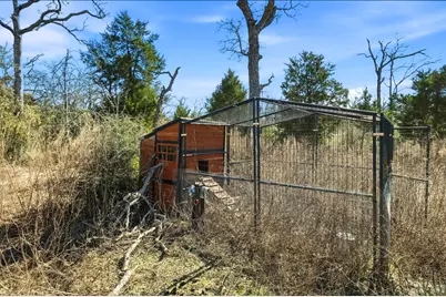 1310 Perry Lane, Thorndale, TX 76577 - Photo 14
