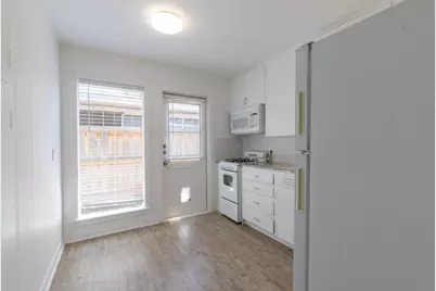 3410 West Avenue #B, Austin, TX 78705 - Photo 4