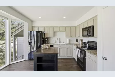 133 World Of Tennis Square, Lakeway, TX 78738 - Photo 4