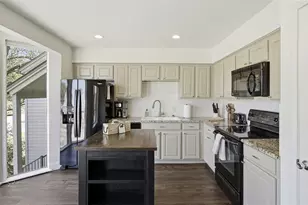 133 World of Tennis Sq, Lakeway, TX 78738 - Photo 4