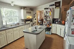 1 Davis St, Wimberley, TX 78676 - Photo 2