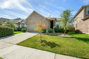 401 Duroc Dr, Hutto, TX 78634 - Photo 2