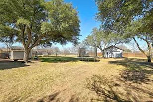 12208 Mustang Dr, Buda, TX 78610 - Photo 20