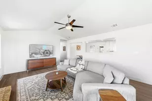 12208 Mustang Dr, Buda, TX 78610 - Photo 6