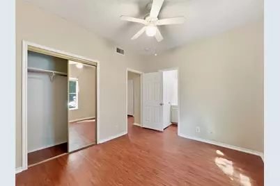 2414 Longview St. #305, Austin, TX 78705 - Photo 12
