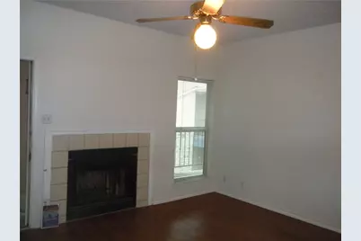 2414 Longview St. #305, Austin, TX 78705 - Photo 4
