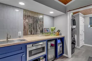 111 W Lakeshore Dr, Sunrise Beach Village, TX 78643 - Photo 14