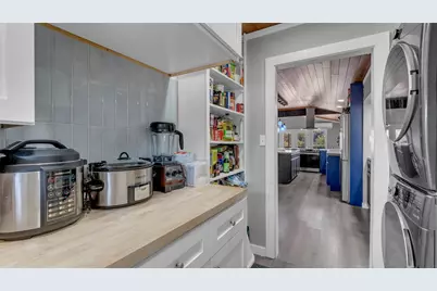 111 W Lakeshore Drive, Sunrise Beach Village, TX 78643 - Photo 16