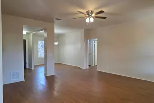11602 Maybach Dr, Del Valle, TX 78617 - Photo 12