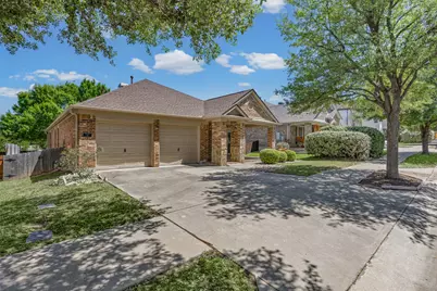 747 Westbury Lane, Georgetown, TX 78633 - Photo 2