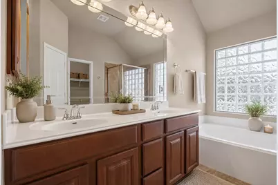 747 Westbury Lane, Georgetown, TX 78633 - Photo 8