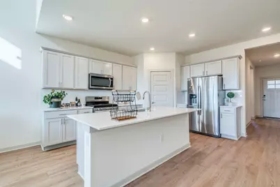 10932 Defender Trail, Austin, TX 78754 - Photo 6