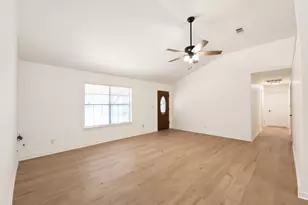 15 Las Flores Dr, Wimberley, TX 78676 - Photo 12
