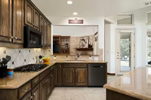 583 W Overlook Mountain Rd, Buda, TX 78610 - Photo 10