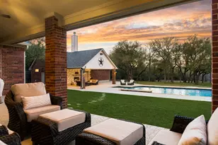 583 W Overlook Mountain Rd, Buda, TX 78610 - Photo 2