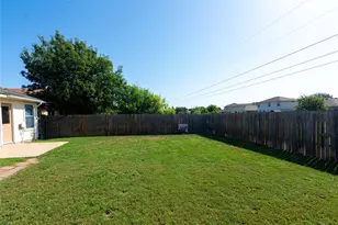 245 Shale Dr, Jarrell, TX 76537 - Photo 30