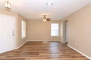 245 Shale Dr, Jarrell, TX 76537 - Photo 12