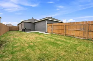 140 Pentro Path, Georgetown, TX 78626 - Photo 16