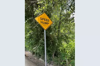 607 Old McDade Road, Elgin, TX 78621 - Photo 8