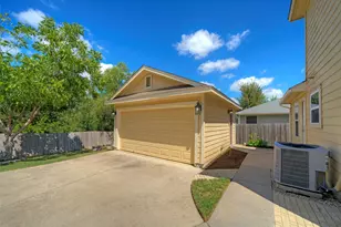 18100 Belfry Pass, Manor, TX 78653 - Photo 24