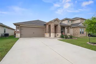 407 Waterway Ave, Hutto, TX 78634 - Photo 2