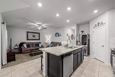 407 Water Way Avenue, Hutto, TX 78634 - Photo 10