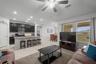407 Waterway Ave, Hutto, TX 78634 - Photo 8