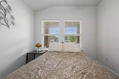 407 Water Way Avenue, Hutto, TX 78634 - Photo 20