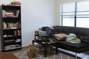 106 E 30th St, Austin, TX 78705 - Photo 4