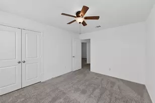 156 Greatest Gift Wy, Jarrell, TX 76537 - Photo 22