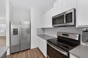 156 Greatest Gift Wy, Jarrell, TX 76537 - Photo 10