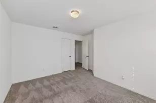 156 Greatest Gift Wy, Jarrell, TX 76537 - Photo 26