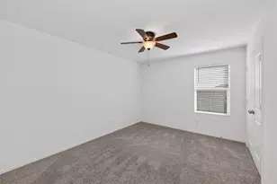 156 Greatest Gift Wy, Jarrell, TX 76537 - Photo 22