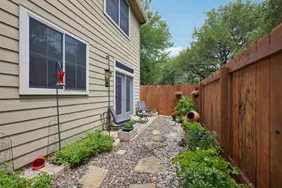 4400 Switch Willo #29, Austin, TX 78727 - Photo 20