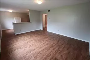 7206 Twin Crest Dr, Austin, TX 78752 - Photo 2