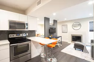 935 La Posada Dr, Austin, TX 78752 - Photo 8