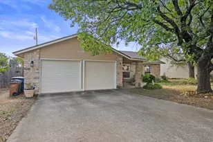 13105 Bourbon St, Austin, TX 78727 - Photo 40