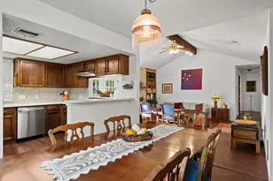 13105 Bourbon St, Austin, TX 78727 - Photo 4
