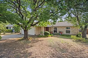 13105 Bourbon St, Austin, TX 78727 - Photo 6