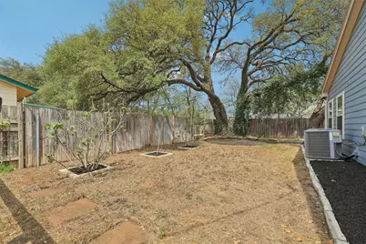 418 W Holland Street, San Marcos, TX 78666 - Photo 36