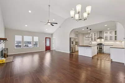 418 W Holland Street, San Marcos, TX 78666 - Photo 10