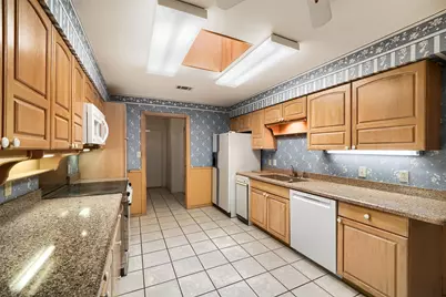 1406 Highland Drive, Marble Falls, TX 78654 - Photo 8