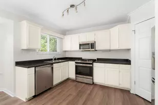 3205 Rockhurst Ln, Austin, TX 78723 - Photo 8