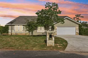 130 Mokalau Dr, Bastrop, TX 78602 - Photo 1