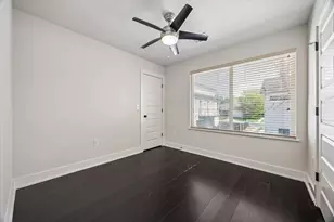 1182 Ridgeway Dr, Austin, TX 78702 - Photo 6