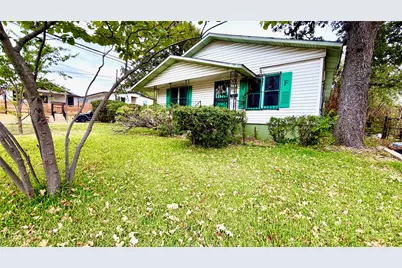2109 E 12th Street, Austin, TX 78702 - Photo 1