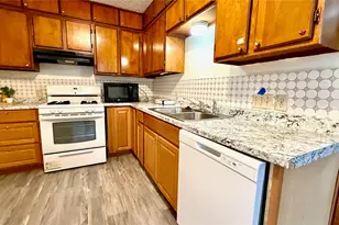 2109 E 12th St, Austin, TX 78702 - Photo 6