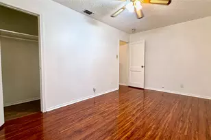 2109 E 12th St, Austin, TX 78702 - Photo 20