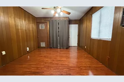 2109 E 12th Street, Austin, TX 78702 - Photo 12